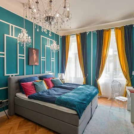 Glamour Frida Apartment Prague