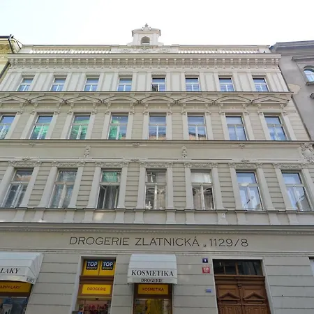 Glamour Frida Praag