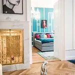 Glamour Frida * Praha